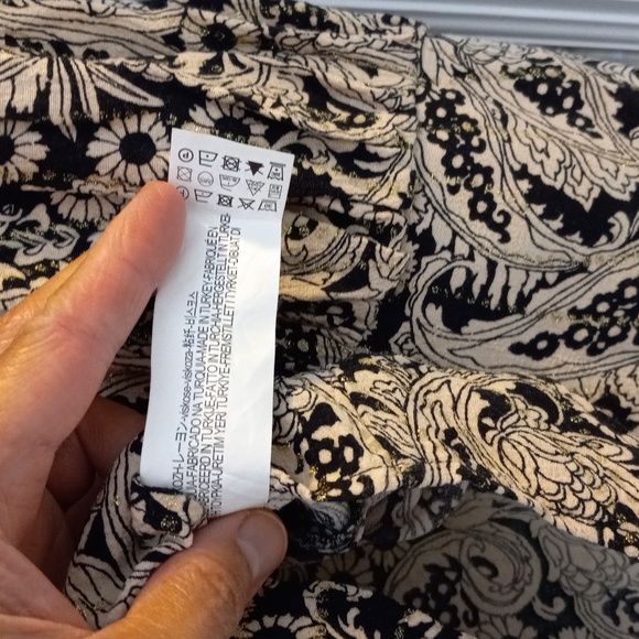 Zara Turkey Stunning Exotic Long Puffy Sleeve + Cuffs Floral Button Blouse M? - Picture 8 of 10